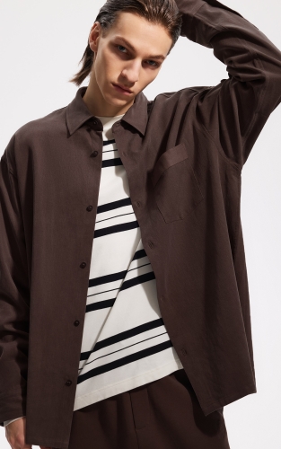 杰克琼斯秋季款男士长袖衬衫翻领宽松含棉纯色贴袋开衩底摆上衣男 商品图1