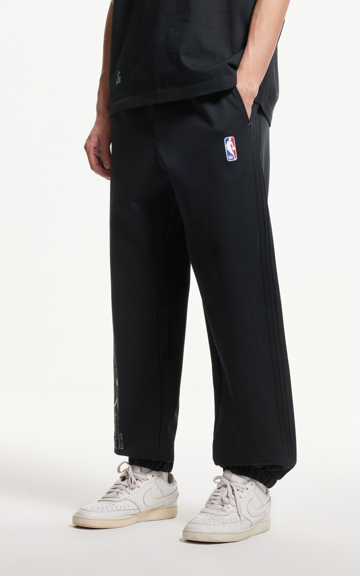 杰克琼斯春季时尚百搭休闲潮NBA联名束脚休闲裤卫裤下装长裤男装 商品大图
