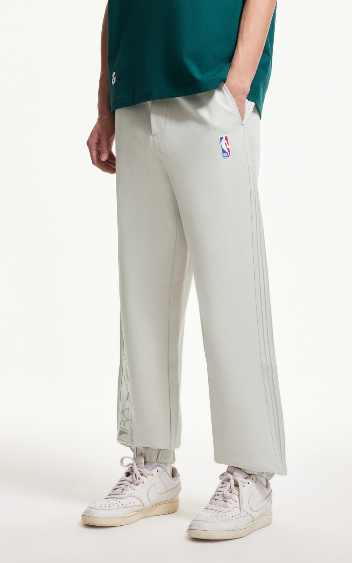 杰克琼斯春季时尚百搭休闲潮NBA联名束脚休闲裤卫裤下装长裤男装 商品大图