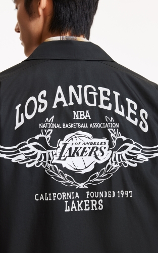 杰克琼斯男装NBA联名款湖人队纯棉胶印图案休闲宽松翻领夹克外套 商品图4