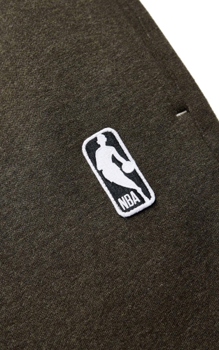 杰克琼斯NBA联名2025年冬季新款男装卫裤加绒长裤时尚舒适裤子 商品图4