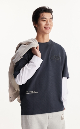 杰克琼斯男装春季T恤上衣肌理感假两件拼色字母刺绣长袖圆领宽松 商品图1