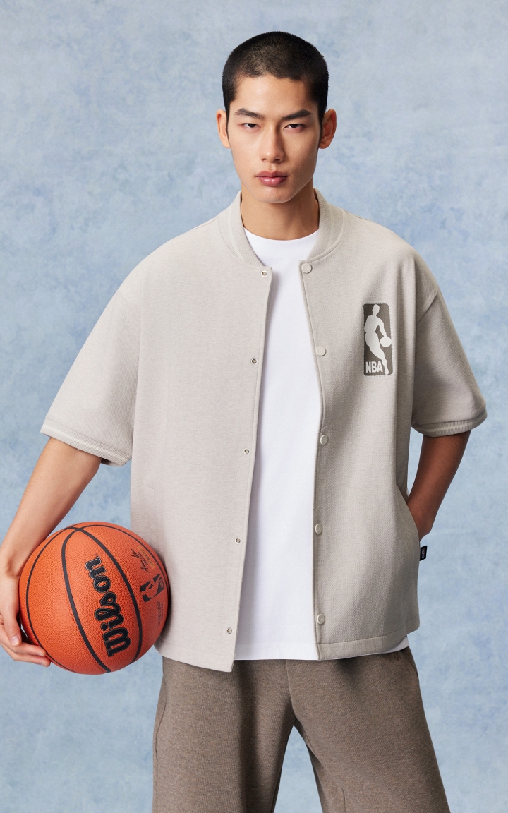 【NBA联名款】杰克琼斯男装短袖卫衣百搭舒适潮精致刺绣装饰宽松 商品大图