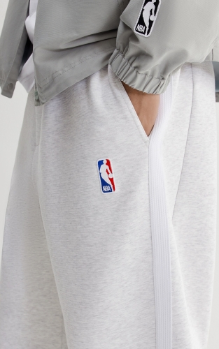 【NBA凯尔特人队联名】杰克琼斯卫裤秋季男装新款弯刀刺绣长裤子 商品图4
