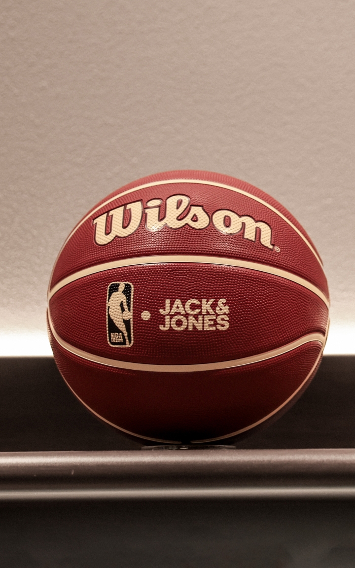 【抽奖1分钱兑换不售卖】JJxWilsonxNBA三方联名合作篮球 商品大图