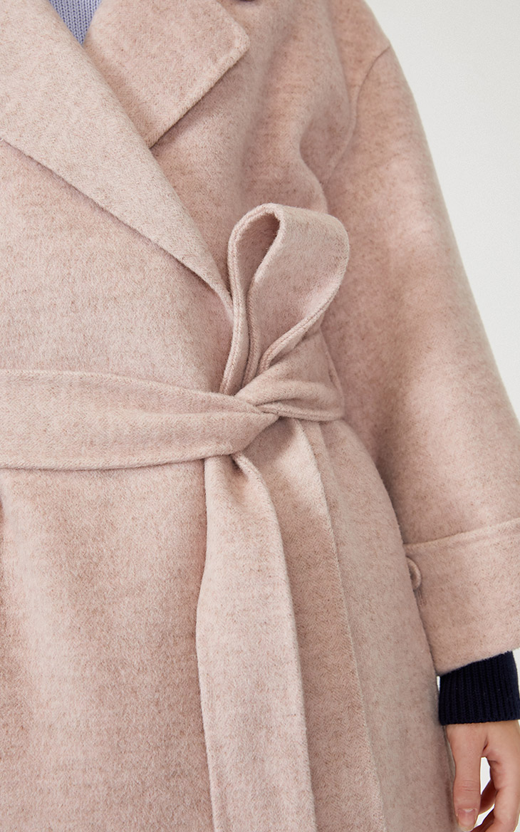 正反两面绵羊毛毛呢,轻盈保暖,品质感